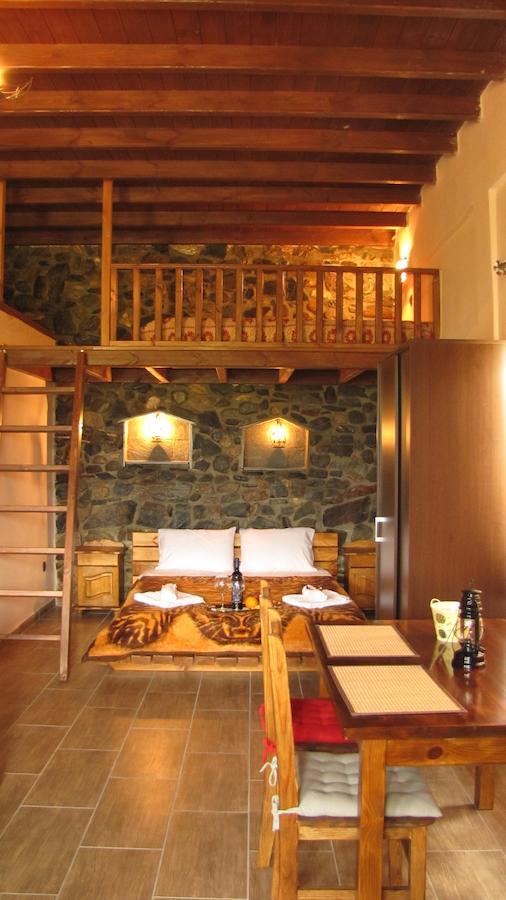 Ihnilatis Bed & Breakfast Kerkini Bilik gambar